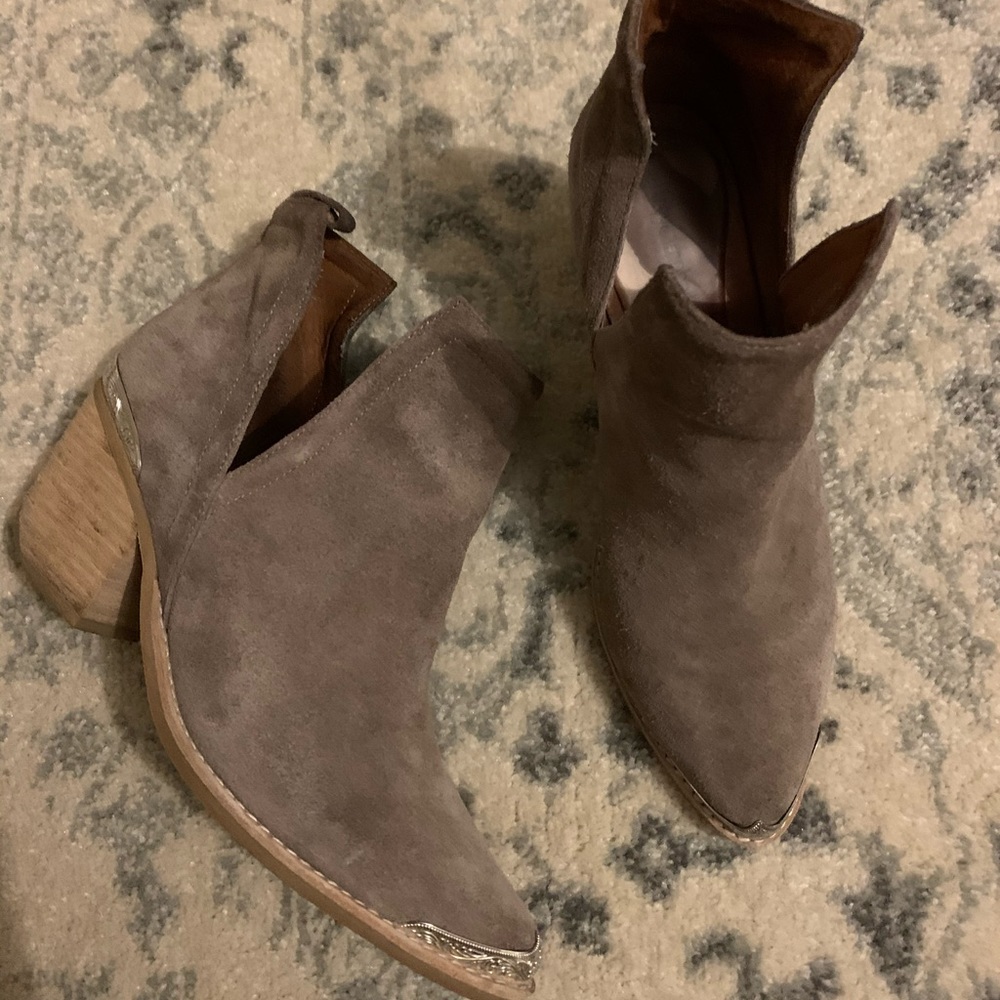 Jeffrey Campbell Cromwell Cutout Western Booties